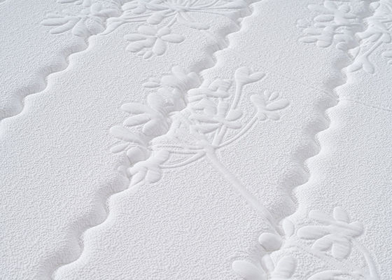 OEM de Gel Gegoten Matras van het Geheugenschuim, noisefree Koning Size Mattress van de Hotelkwaliteit